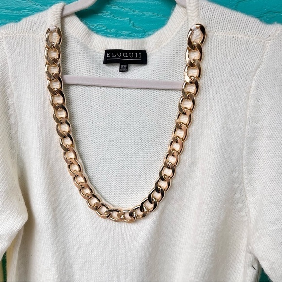 ELOQUI SWEATER DRESS CREAM WITH CHUNKY GOLD CHAIN NECKLINE SIZE 18 - Picture 10 of 12